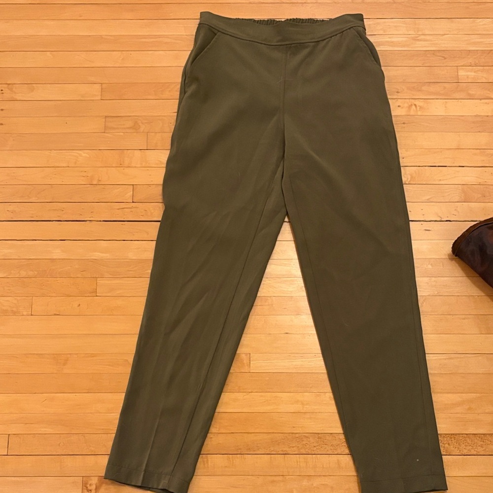 Max Studio Olive pants